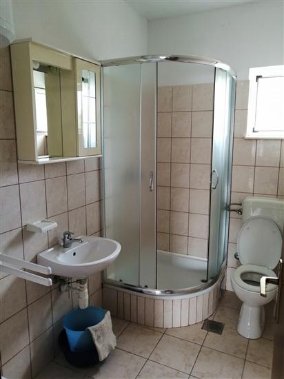 Apartment A2, for 5 persons