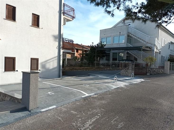 Appartamenti Apartments -T & T