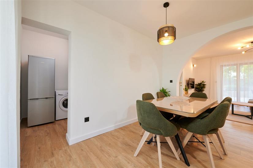 Apartment A1, for 5 persons