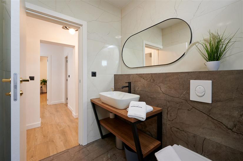 Apartment A1, for 5 persons