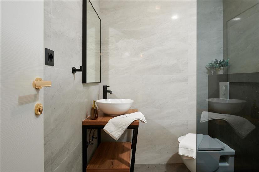 Apartment A1, for 5 persons