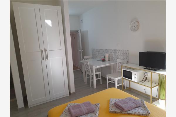 Apartment A4, for 3 persons