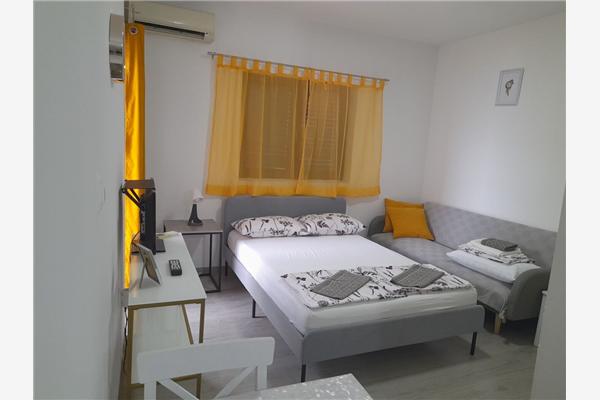 Apartment A4, for 3 persons