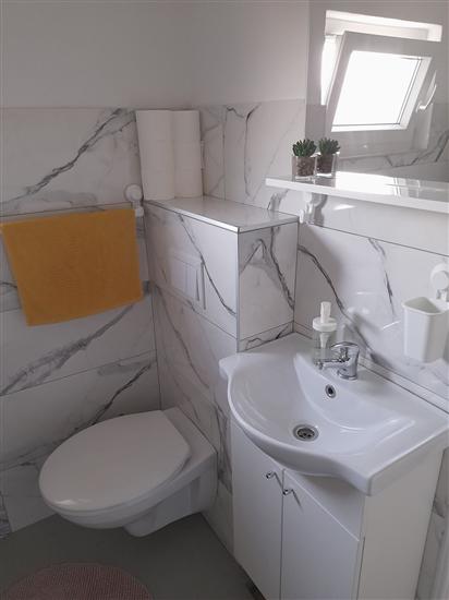 Apartment A6, for 5 persons