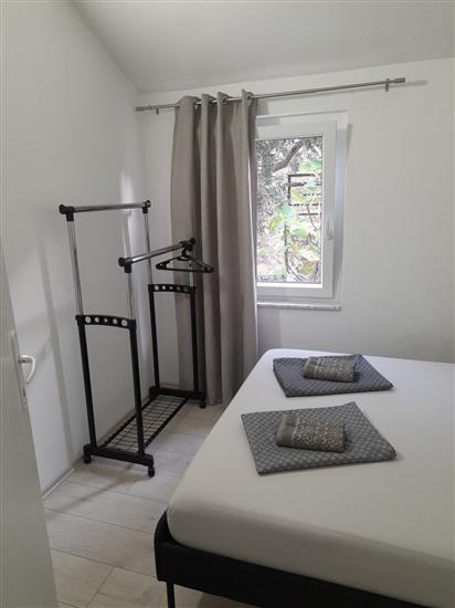 Apartment A6, for 5 persons