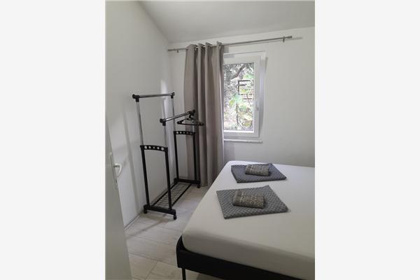 Apartment A6, for 5 persons