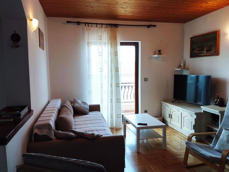 Apartment A1, for 6 persons