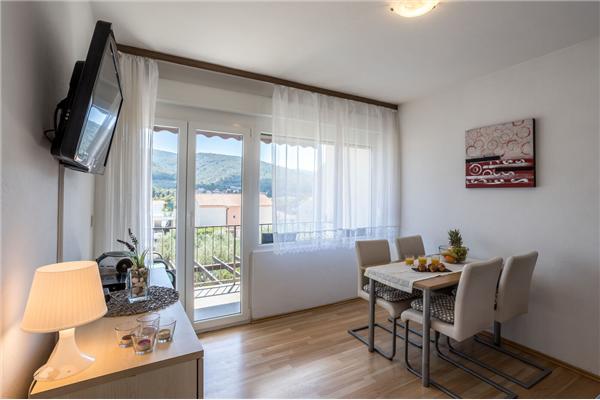 Apartment A1, for 6 persons