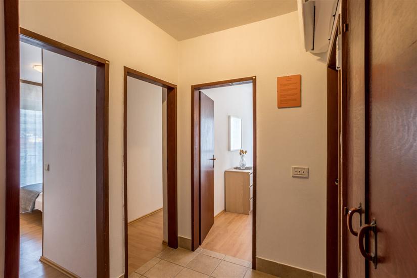 Apartment A1, for 6 persons