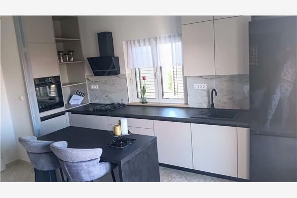 Apartment A1, for 6 persons