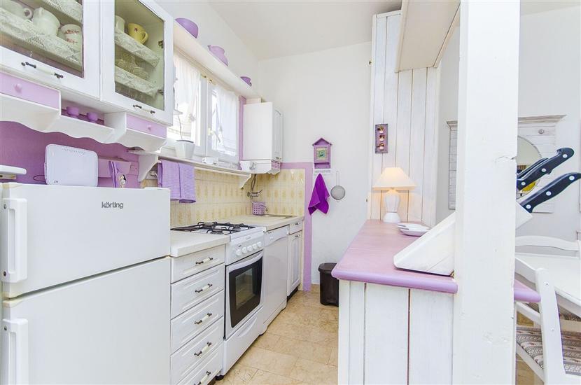 Apartment A1, for 5 persons