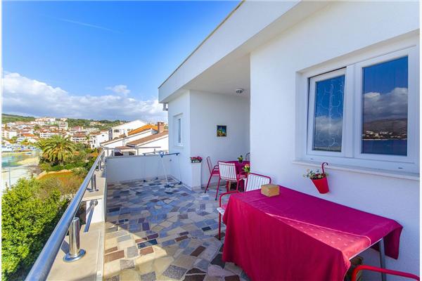 Apartment A2, for 5 persons