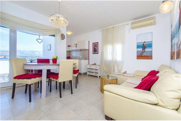 Apartment A2, for 5 persons