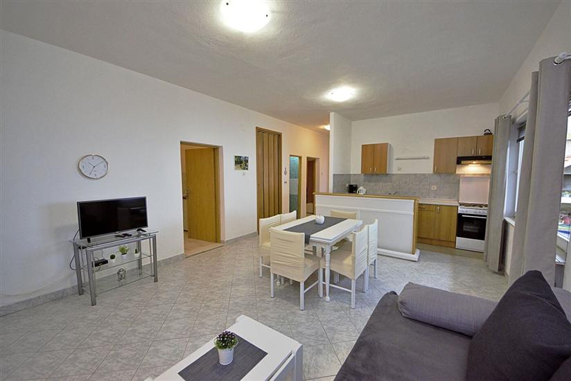 Apartment A1, for 7 persons