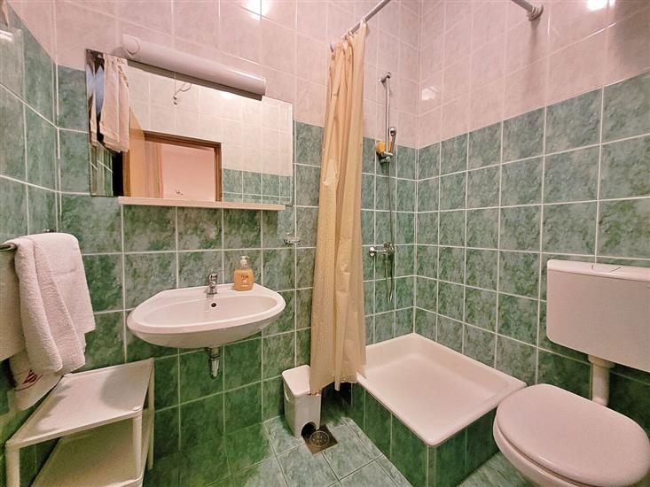 Apartment A1, for 7 persons