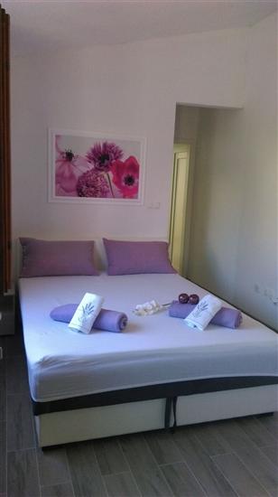 Apartment A2, for 3 persons