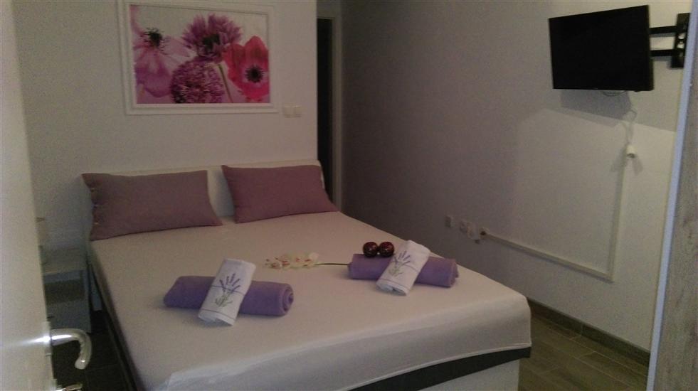 Apartment A2, for 3 persons