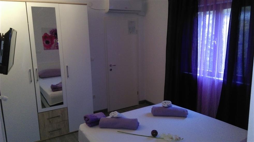 Apartment A2, for 3 persons