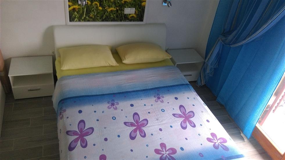 Room S3, for 2 persons