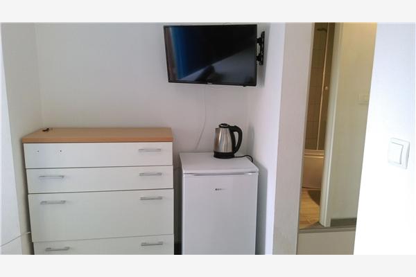 Room S3, for 2 persons