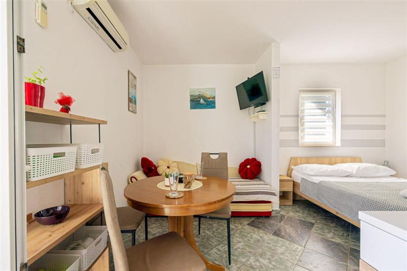 Apartment A1, for 3 persons