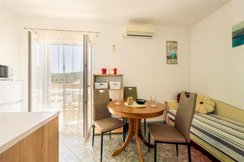 Apartment A1, for 3 persons