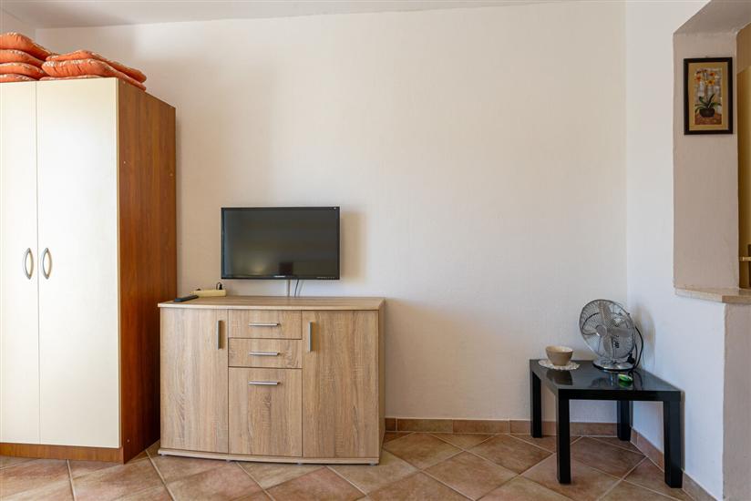 Apartment A2, for 7 persons