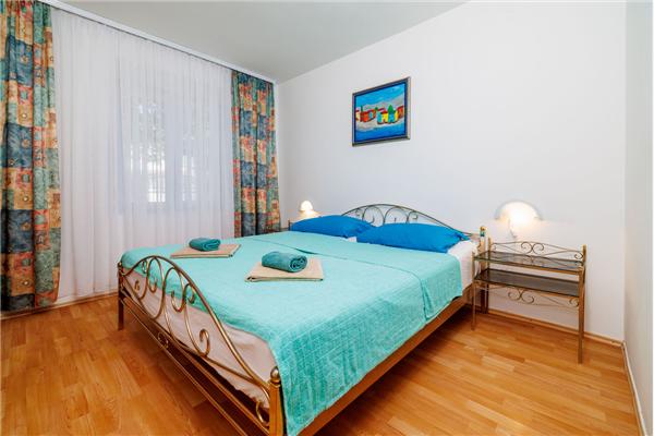 Apartment A1, for 6 persons