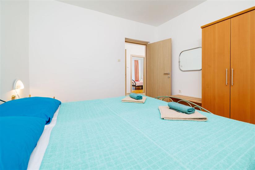 Apartment A1, for 6 persons