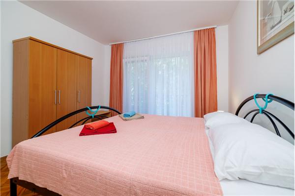 Apartment A1, for 6 persons