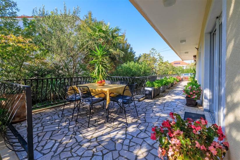 Apartment A1, for 6 persons