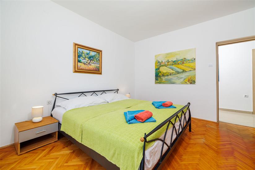 Apartment A2, for 10 persons