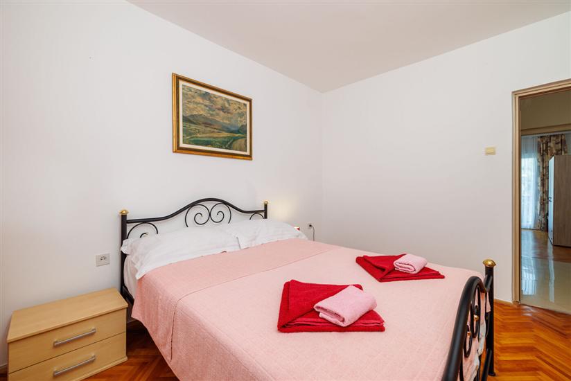 Apartment A2, for 10 persons