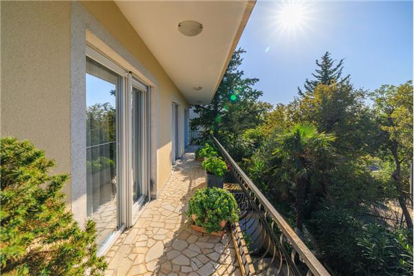 Apartment A2, for 10 persons