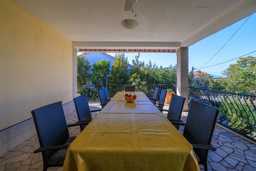 Apartment A2, for 10 persons