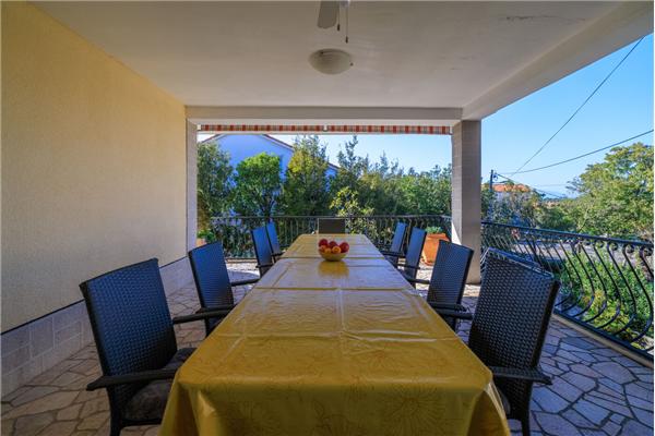 Apartment A2, for 10 persons