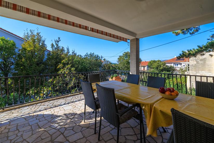 Apartment A2, for 10 persons