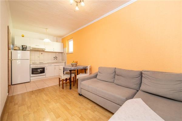 Apartment A2, for 3 persons