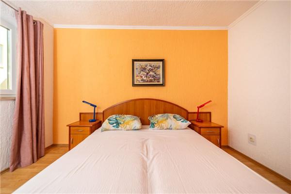 Apartment A2, for 3 persons