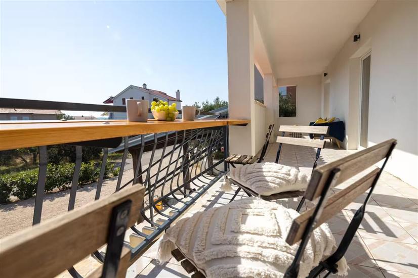 House K1, for 8 persons