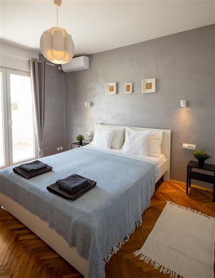 House K1, for 8 persons