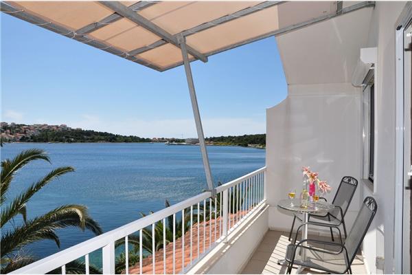 Apartment A2, for 4 persons