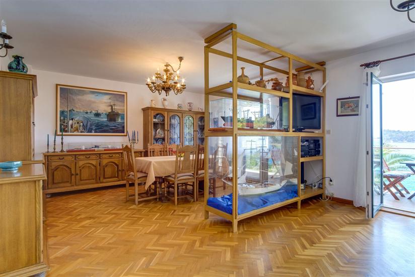 Apartment A2, for 3 persons