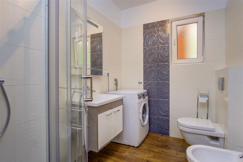 Apartment A4, for 3 persons