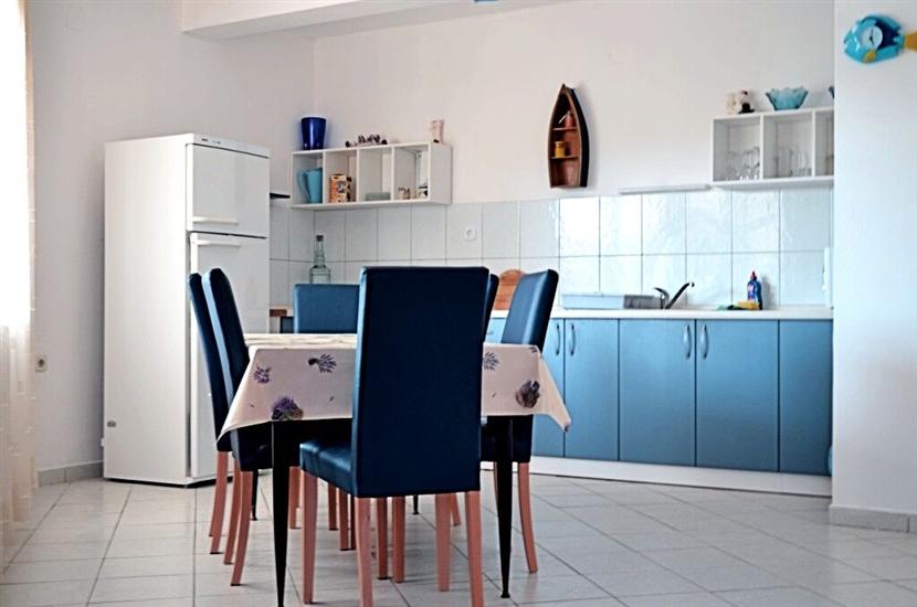 Apartment A1, for 6 persons