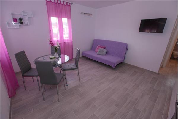 Apartment A4, for 3 persons