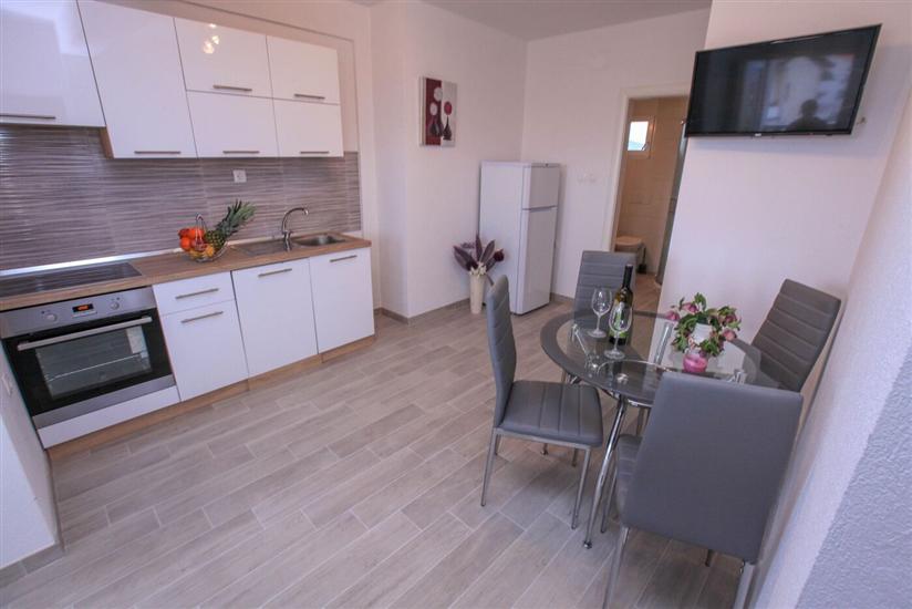 Apartment A5, for 4 persons