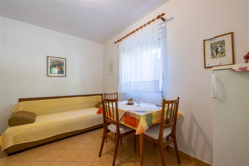 Apartment A2, for 3 persons