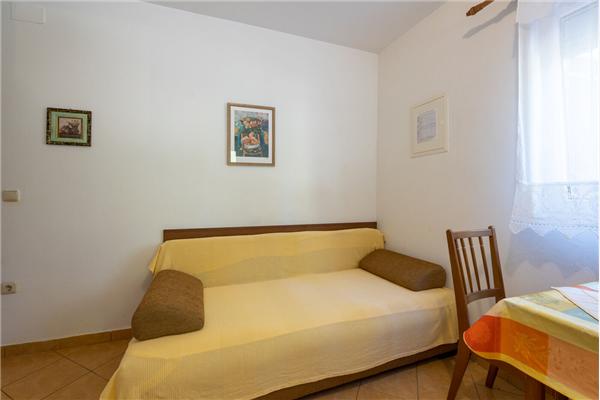 Apartment A2, for 3 persons