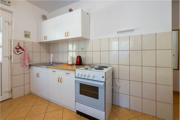 Apartment A2, for 3 persons